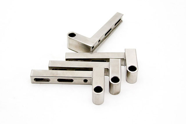 【自動(dòng)車(chē)床加工廠】自動(dòng)車(chē)床加工廠數(shù)控加工與手工加工優(yōu)勢(shì)