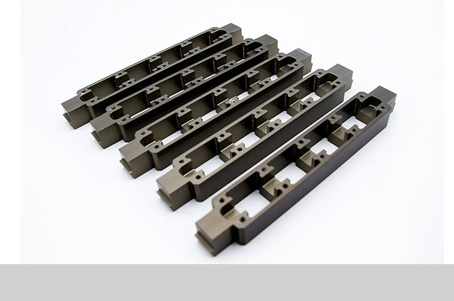 五金零件加工—深圳鑫創(chuàng)盟精密機械有限公司