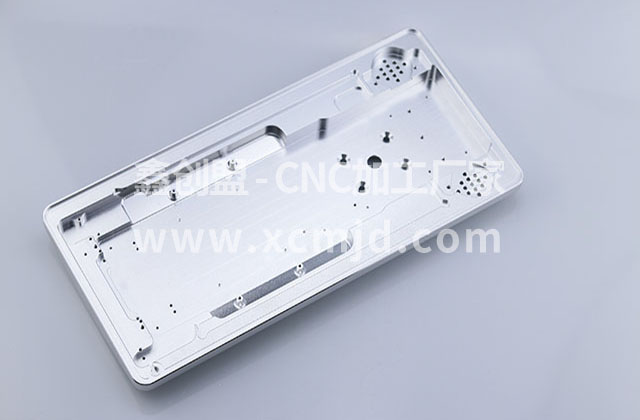 CNC精密五金零件加工應(yīng)該注意事項