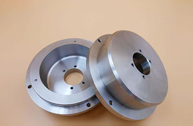 不銹鋼五軸加工難加工材料時(shí)應(yīng)注意哪些問(wèn)題？