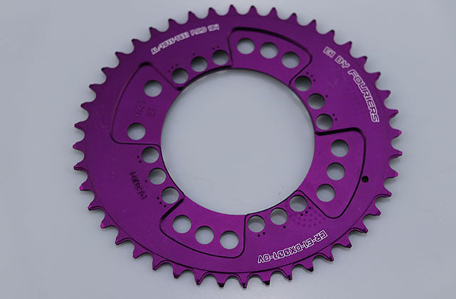 醫(yī)療零件加工中心銑頭部分有哪幾個組成？