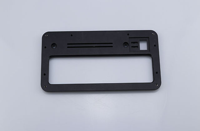  軍工裝備五金加工制作，要選擇合適的加工材料 