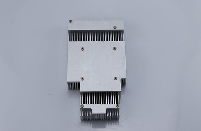 鋁合金零部件常用的粗加工的方法有哪些？